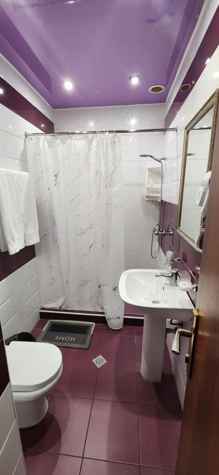 Sayat Nova Apartment Yerevan Bagian luar foto